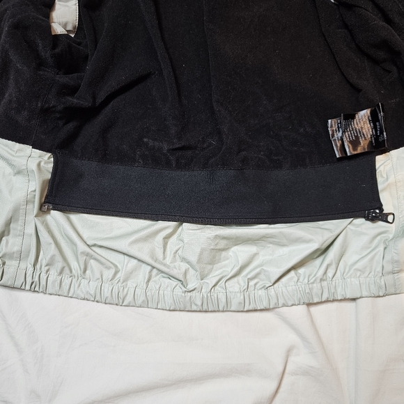 BMW Motorrad Belice Women’s Motorcycle Riding Jacket – Size 4S (US) / 32C (EU) - Picture 10 of 14